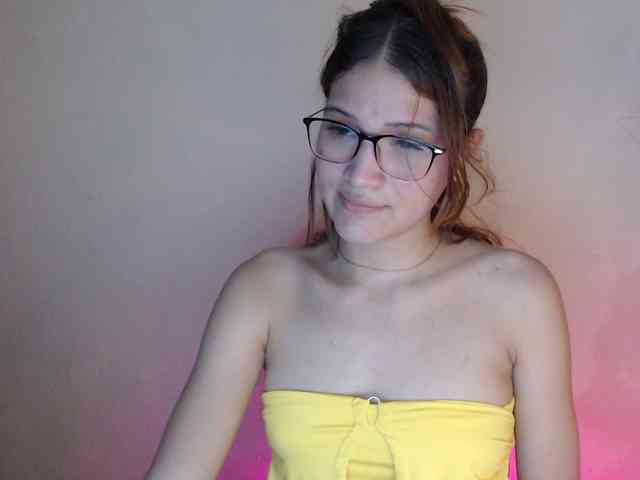 AmbarAnthonellaMarquez webcam