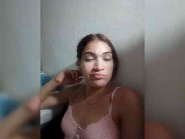 AmbarAnthonellaMarquez webcam