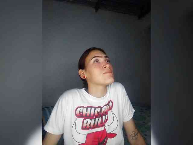 AmbarAnthonellaMarquez webcam