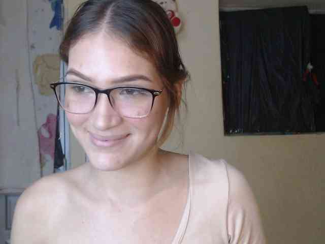 AnthonellaMarquez webcam
