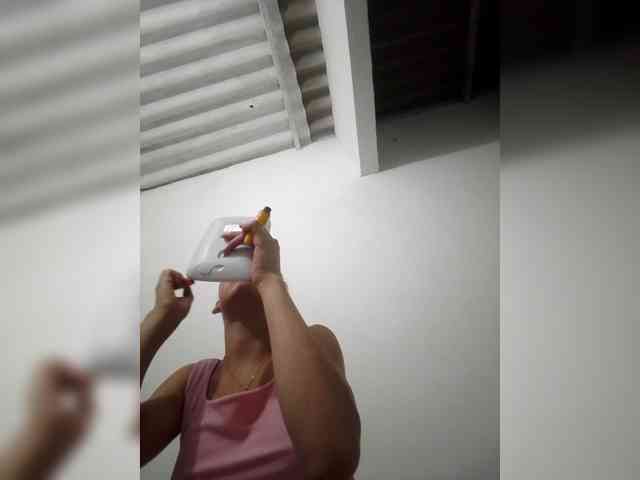 AmbarAnthonellaMarquez webcam