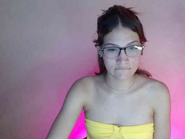 AmbarAnthonellaMarquez webcam