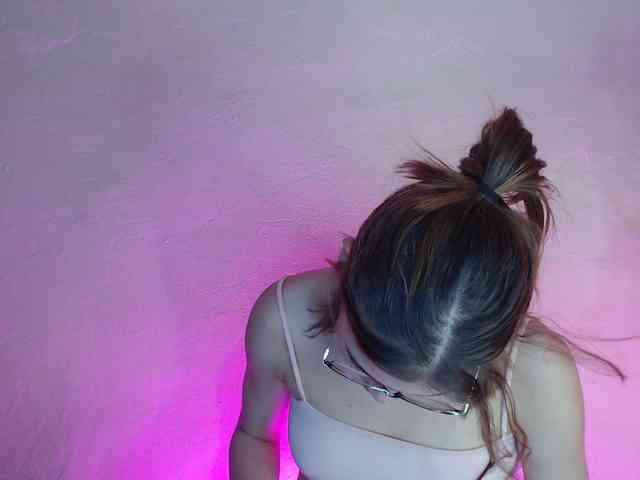 AmbarAnthonellaMarquez webcam