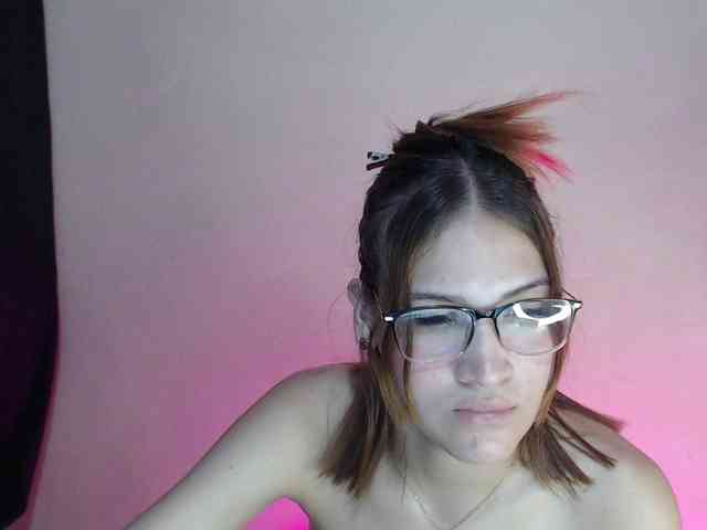 AmbarAnthonellaMarquez webcam