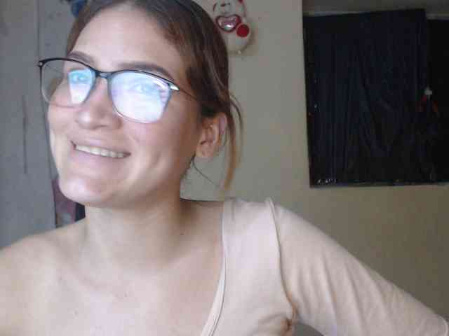 AnthonellaMarquez webcam