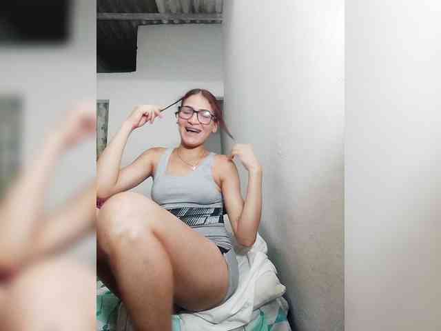 AmbarAnthonellaMarquez webcam