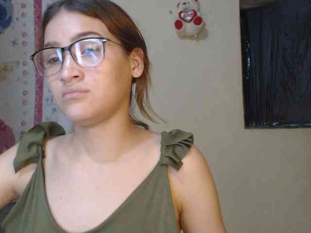 AnthonellaMarquez webcam
