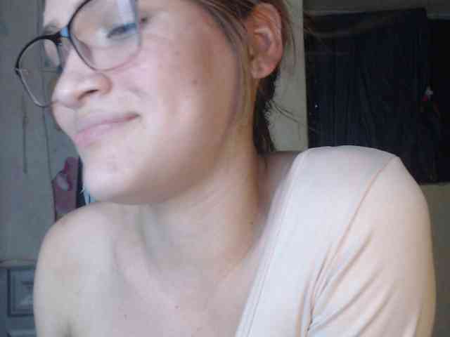 AnthonellaMarquez webcam
