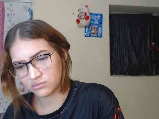 AnthonellaMarquez webcam