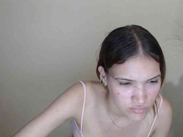 AmbarAnthonellaMarquez webcam