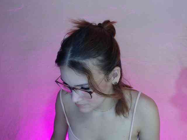 AmbarAnthonellaMarquez webcam