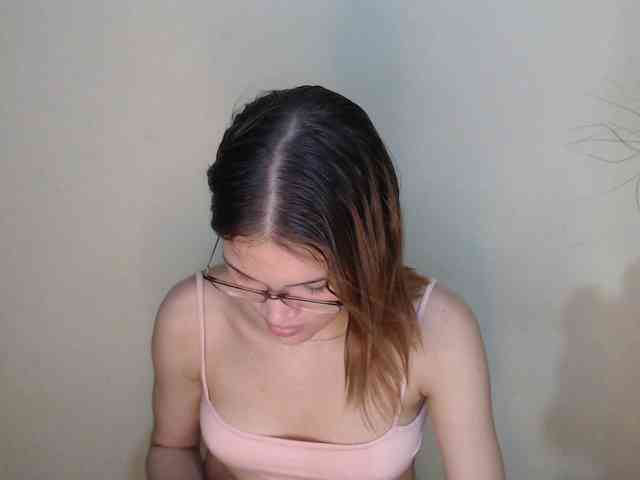 AmbarAnthonellaMarquez webcam