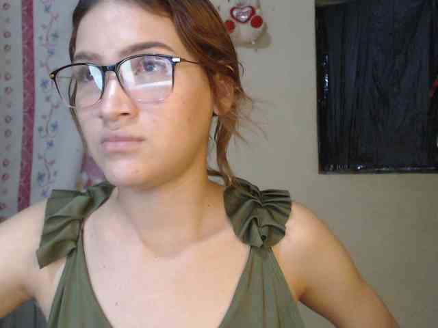 AnthonellaMarquez webcam