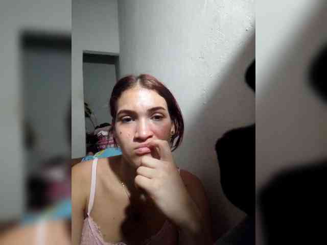 AmbarAnthonellaMarquez webcam