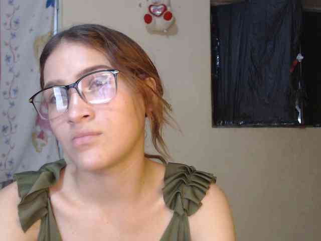 AnthonellaMarquez webcam