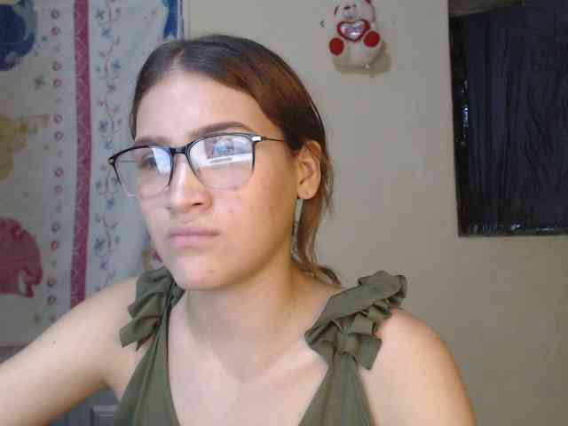 AnthonellaMarquez webcam