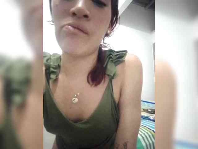 AmbarAnthonellaMarquez webcam