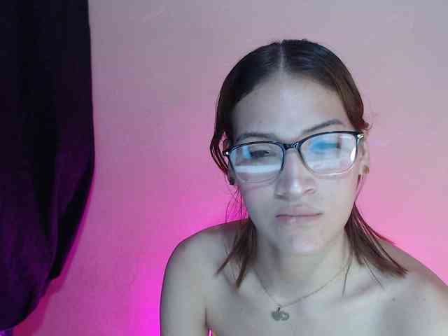 AmbarAnthonellaMarquez webcam