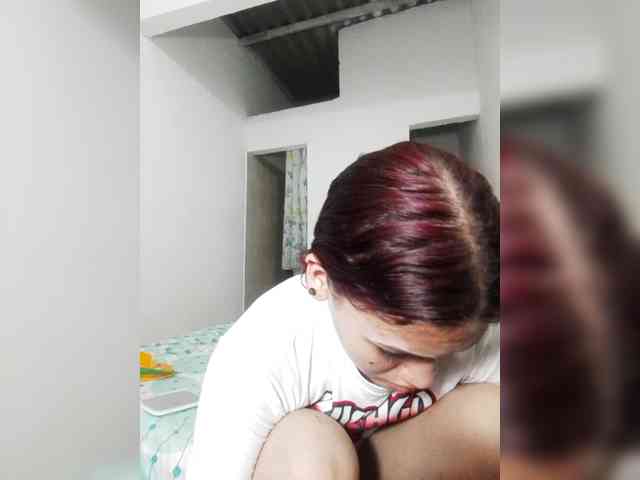 AmbarAnthonellaMarquez webcam