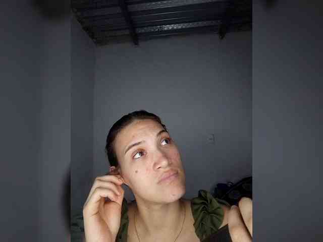 AmbarAnthonellaMarquez webcam