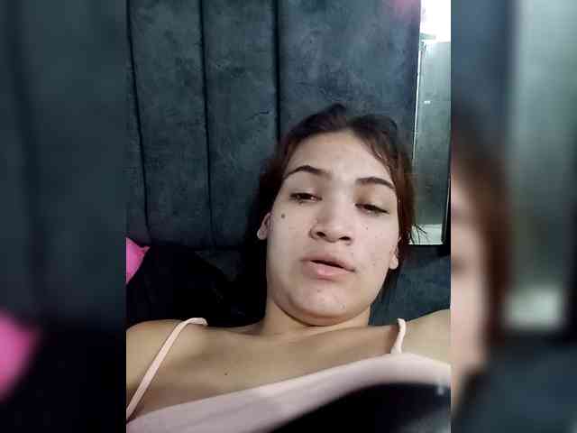 AmbarAnthonellaMarquez webcam