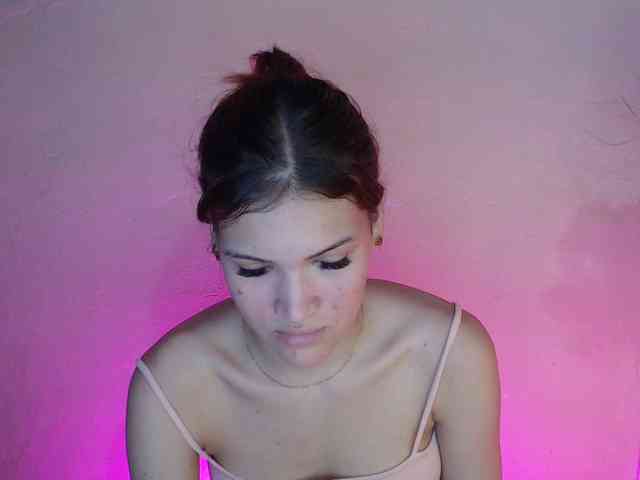 AmbarAnthonellaMarquez webcam