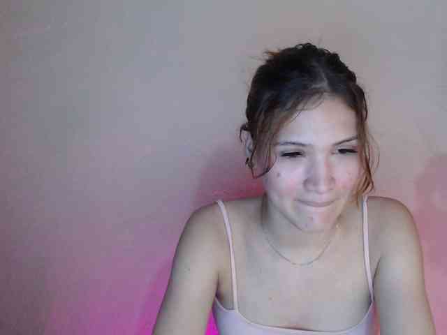 AmbarAnthonellaMarquez webcam