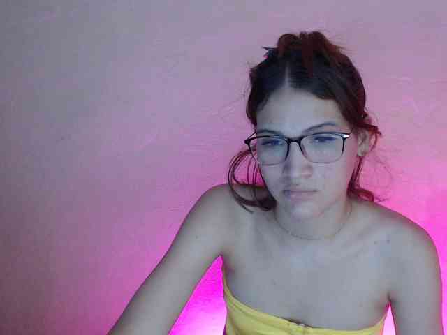 AmbarAnthonellaMarquez webcam