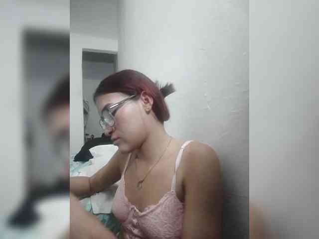 AmbarAnthonellaMarquez webcam