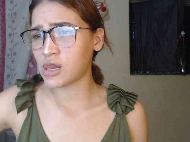 AnthonellaMarquez webcam