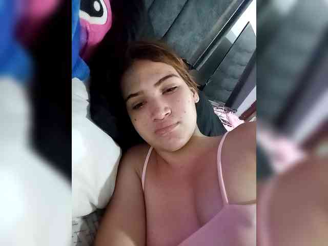 AmbarAnthonellaMarquez webcam