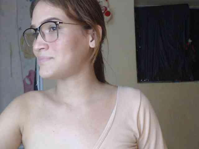 AnthonellaMarquez webcam