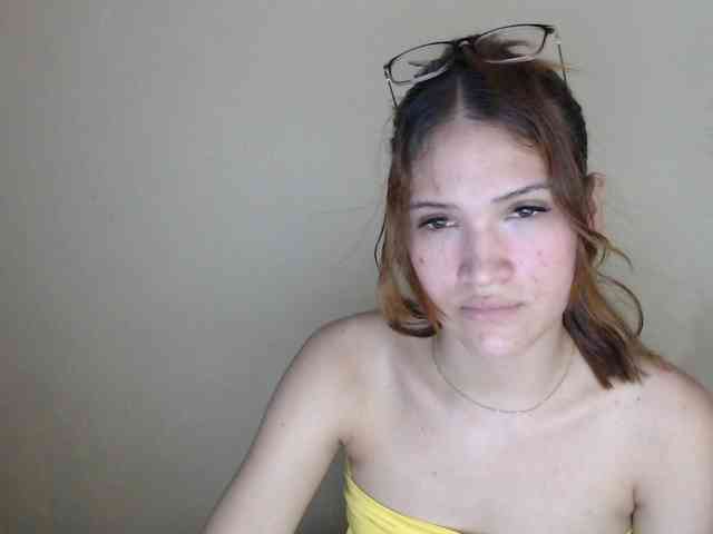 AmbarAnthonellaMarquez webcam