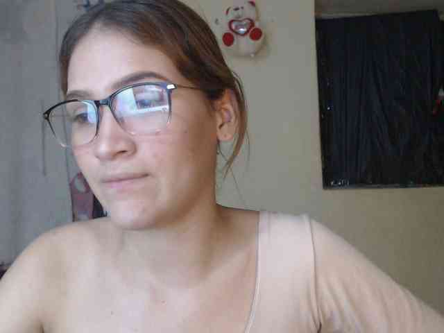 AnthonellaMarquez webcam