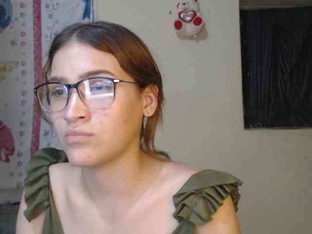 AnthonellaMarquez webcam