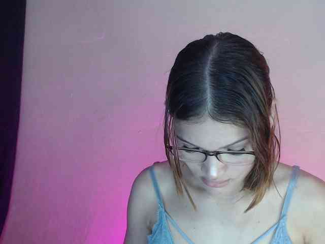 AmbarAnthonellaMarquez webcam