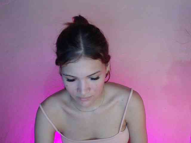 AmbarAnthonellaMarquez webcam