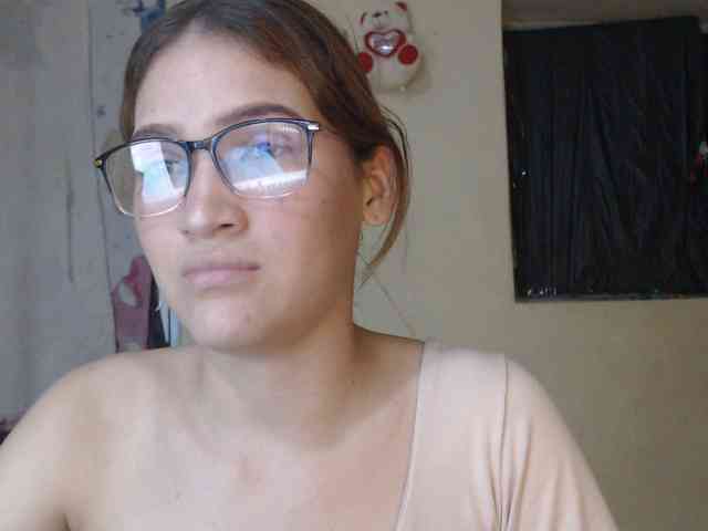 AnthonellaMarquez webcam