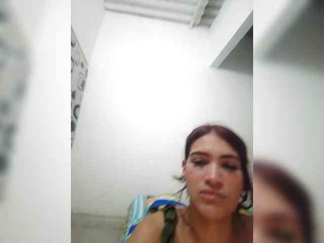 AmbarAnthonellaMarquez webcam