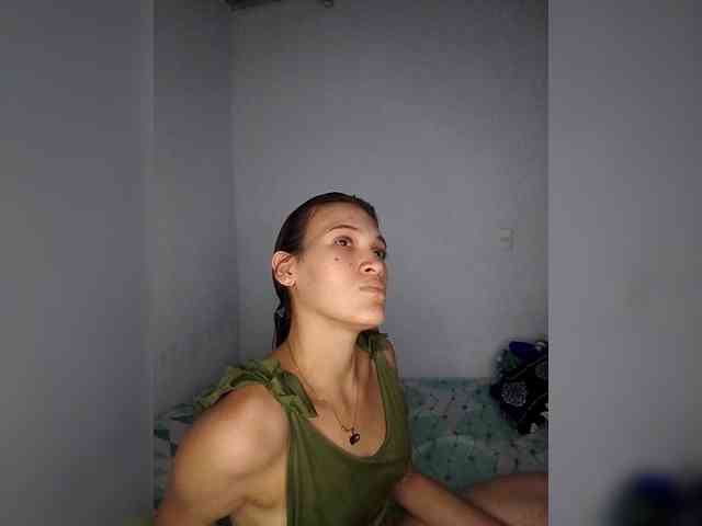 AmbarAnthonellaMarquez webcam