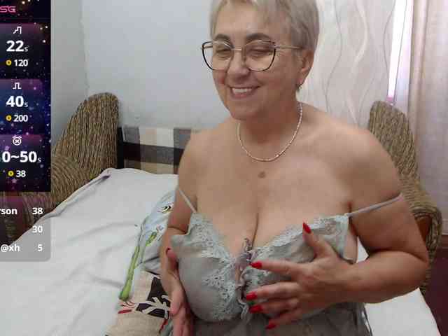 LedyMargaret webcam
