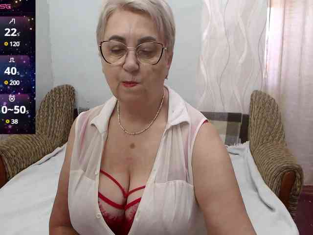 LedyMargaret webcam