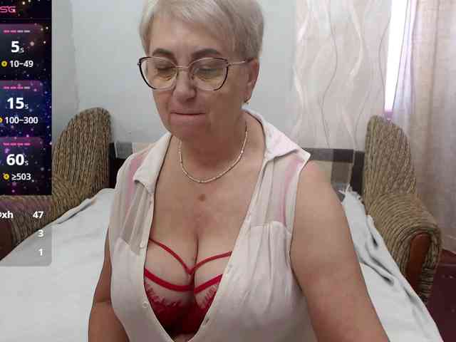 LedyMargaret webcam