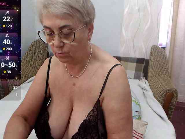 LedyMargaret webcam