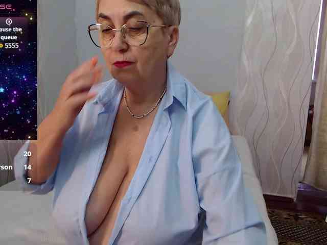 LedyMargaret webcam