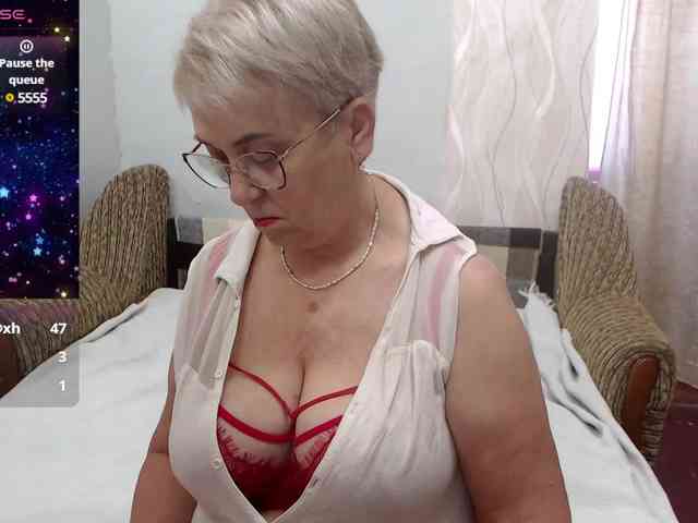 LedyMargaret webcam
