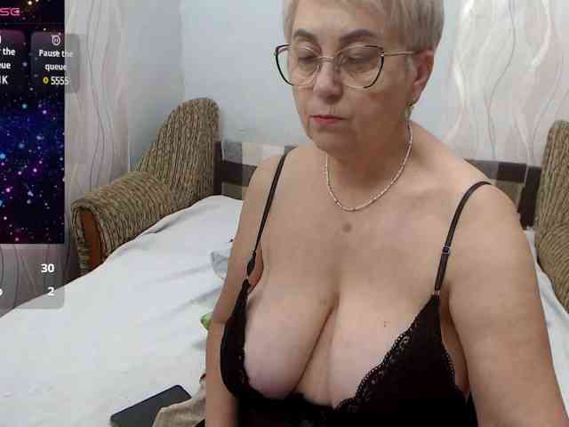 LedyMargaret webcam