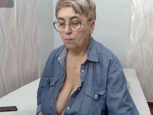 LedyMargaret Live Webcam on BongaCams