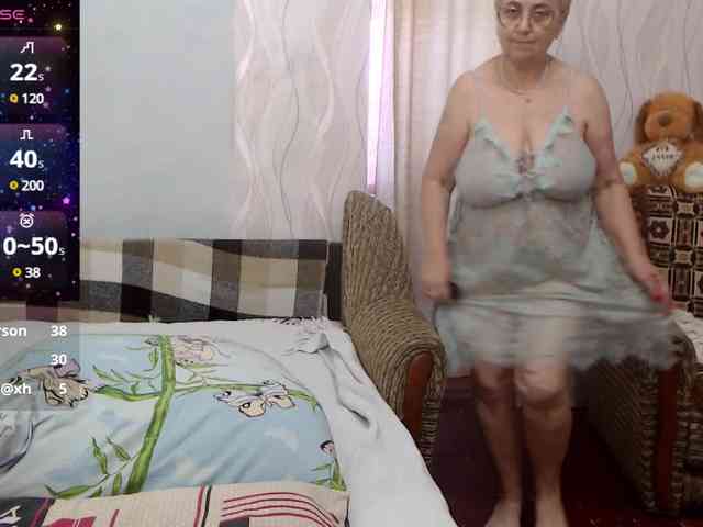 LedyMargaret webcam