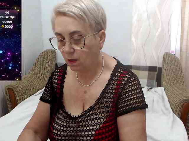 LedyMargaret webcam